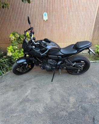 YAMAHA MT 07 YAMT