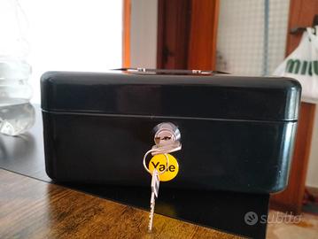 cassetta portavalori yale 