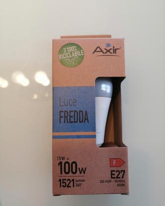 Lampadina E27 luce fredda