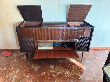 Stereo Grundig con giradischi e radio anni 70