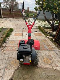 Moto coltivatore