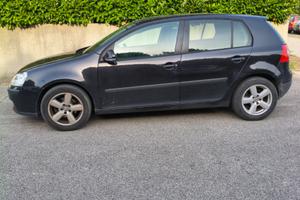 Golf gpl e  nera