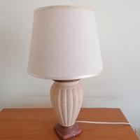 lume da tavolo con base in terracotta 