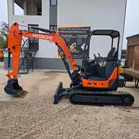 Miniescavatore Hitachi u38 anno 2012 36 ql