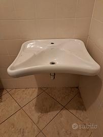 Lavandino lavabo per disabili