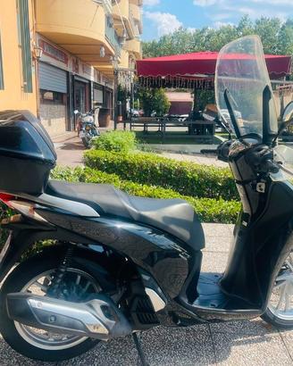 HONDA SH 150 TUTTO INCLUSO ANCHE PASSAGGIO! MINI