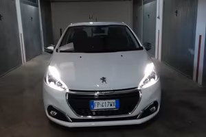 Auto  peugeot con 1.6 e bluehdi