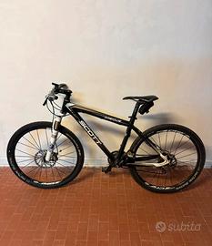 Mountain Bike Scott Scale