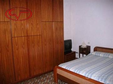 Appartamento di 95 m² con 3 locali e box auto a Bu