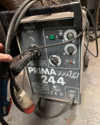 Saldatrice a filo Primamig 244