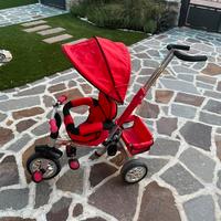 Triciclo rosso per bambini