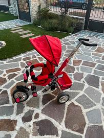 Triciclo rosso per bambini
