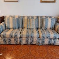 Divano classico design inglese  tre posti 