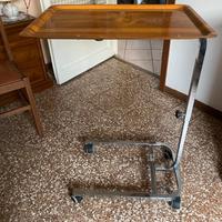Tavolino da letto