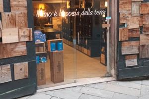 Enoteca/ fondo commerciale licignano centro storic