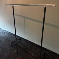 Stand professionali con ruote