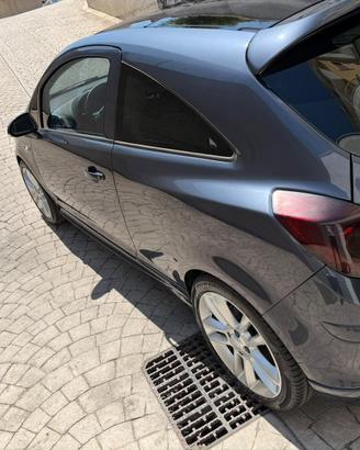 Opel corsa D sport