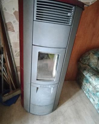 Stufa a pellet Arce plus 18kw