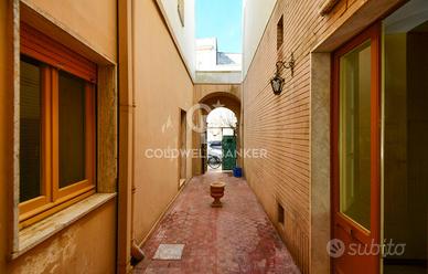 Casa indipendente - Campi Salentina