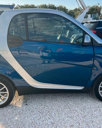 Smart ForTwo 1000 52 kW coupé limited one