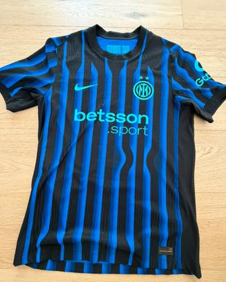 Maglia originale lautaro martinez autografata