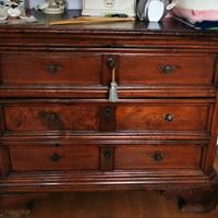 cassettone in noce '800 restaurato