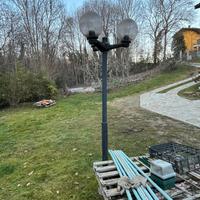 Lampione da esterno a tre luci