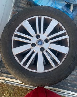 4 cerchi in lega con gomme 185/65 R15