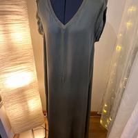 Vestito verde militare