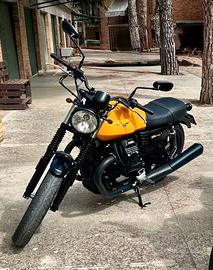 Moto guzzi v7 stone 750