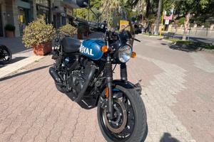 Royal Enfield HNTR 350 - 2024
