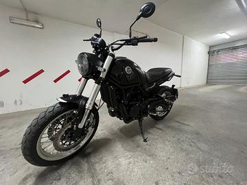 Moto Benelli Leoncino 500 trail