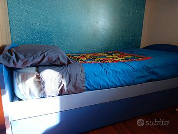 letto e mensola