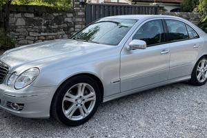 Mercedes Classe E 220 W211 170CV Avangarde Automat