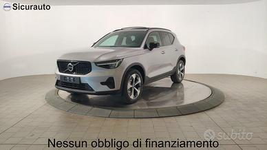 VOLVO Xc40 B3 Mild Hybrid Automatico Ultra Dark