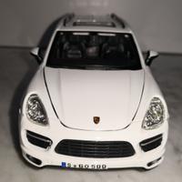 PORSCHE CAYENNE TURBO (2010), 1/24 BURAGO