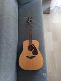 Yamaha FG700MS
