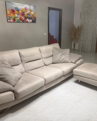 Divano Poltronesofà Frillaria 4 posti + pouf + 2 c