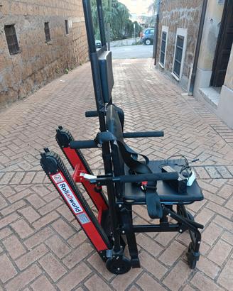 SEGGIOLA MONTASCALE PER ANZIANI CON CINGOLI