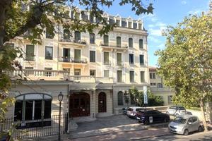 2 LOCALI A BORDIGHERA