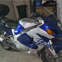 Moto hayabusa Suzuki anno 2001