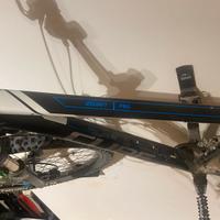 MTB Cube LTD Pro 27.5 – Shimano XT, RockShox