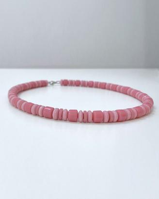 Collana corta rosa in vetro ceco opaco, 45 cm