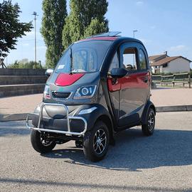 Scooter Cabinato Elettrico Anziani Disabili