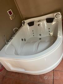 Vasca idromassaggio