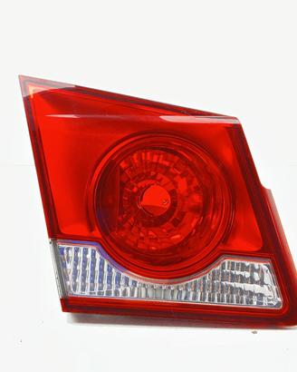 STOP POSTERIORE SINISTRO INTEGRATO NEL PORTELLO CH