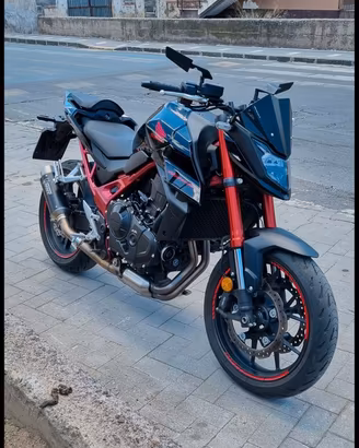 honda hornet 750