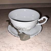 tazzina da thè con cucchiaino vintage