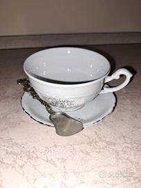 tazzina da thè con cucchiaino vintage
