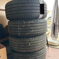 Pneumatici Estivi Pirelli 235/40 R20 96V